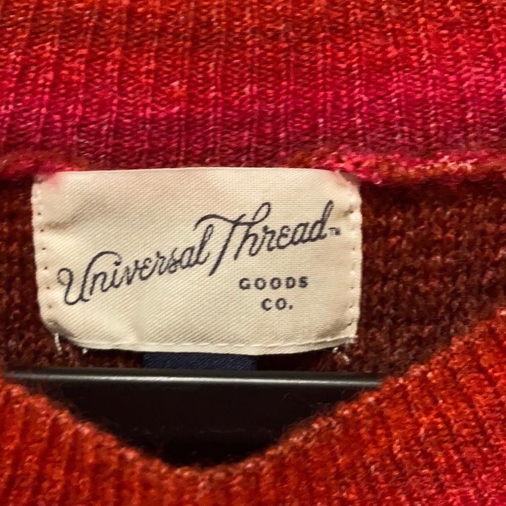 Top - Picture 4 of 11